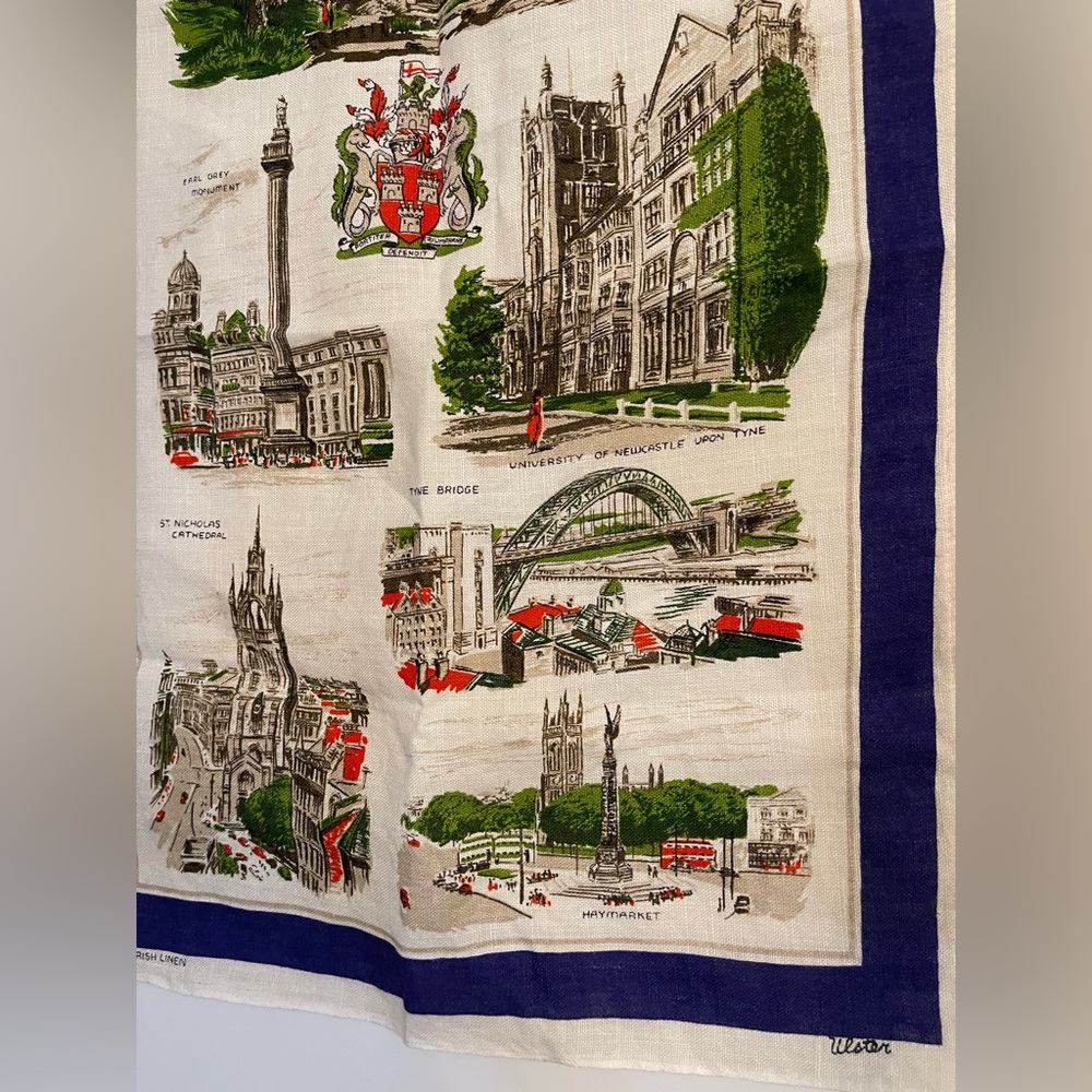 Vintage Irish Linen Tea Towel, Newcastle upon Tyne - Picture 4 of 4